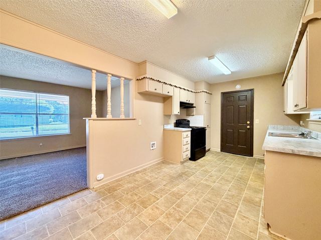 12047 E 34th Street, Tulsa, OK 74146