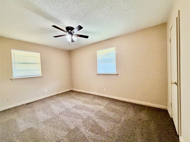 12047 E 34th Street, Tulsa, OK 74146