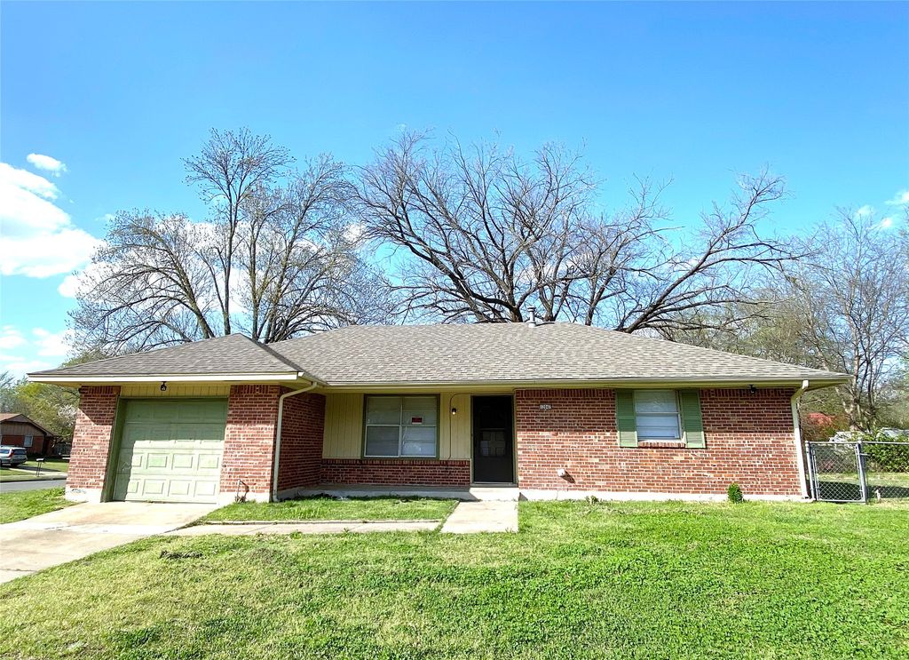12047 E 34th Street, Tulsa, OK 74146