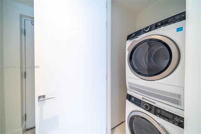 700 NE 26TH TER 3006, Miami, FL 33137