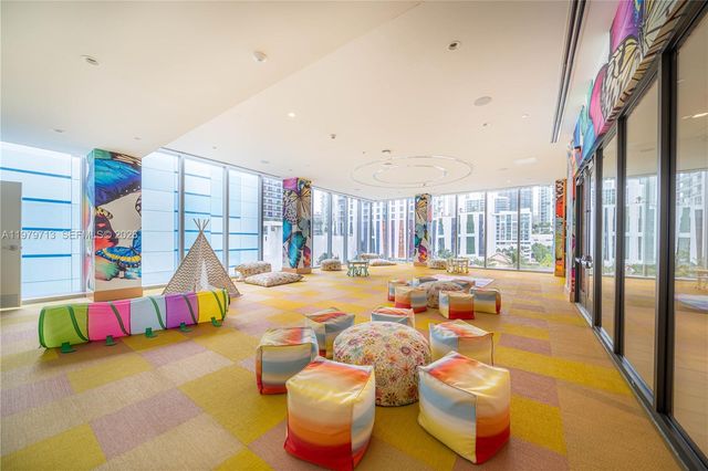 700 NE 26TH TER 3006, Miami, FL 33137