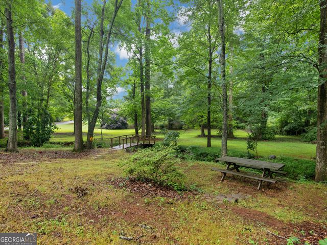 330 Lake Ridge Court, Mcdonough, GA 30253