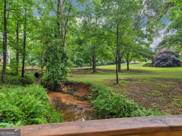 330 Lake Ridge Court, Mcdonough, GA 30253