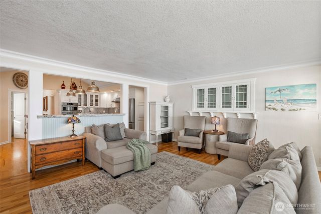 609 Shore Drive, Bremerton, WA 98310