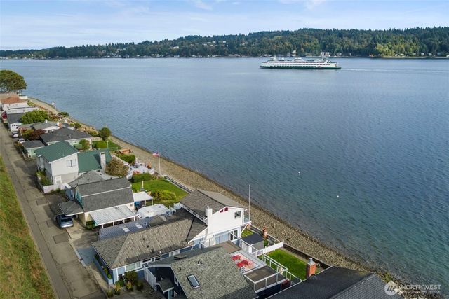609 Shore Drive, Bremerton, WA 98310