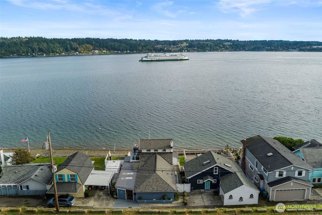 609 Shore Drive, Bremerton, WA 98310