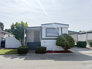 4401 Hughes Lane 60, Bakersfield, CA 93304