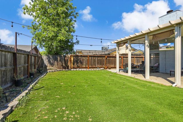 1122 Morning Dew Pl, Stockton, CA 95210