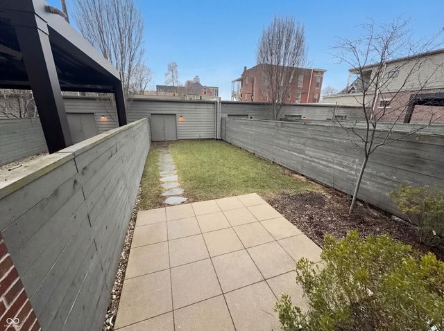 1528 Central Avenue, Indianapolis, IN 46202