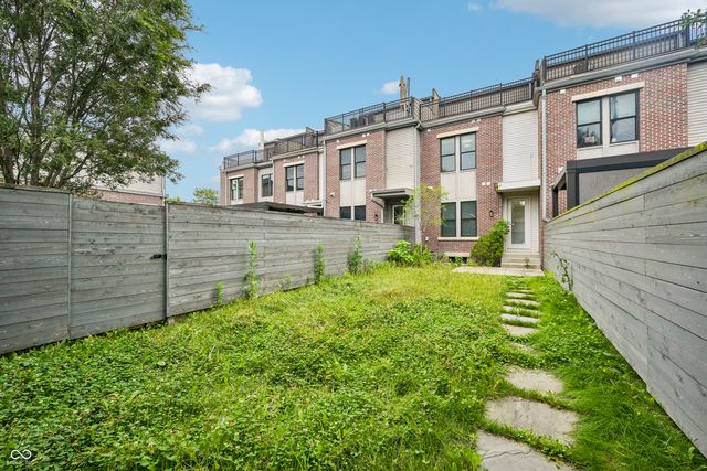 1528 Central Avenue, Indianapolis, IN 46202