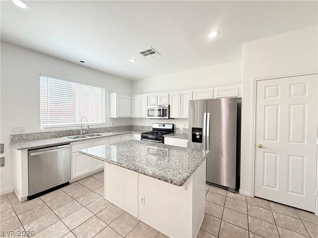 3799 Honey Ridge Court, Las Vegas, NV 89135