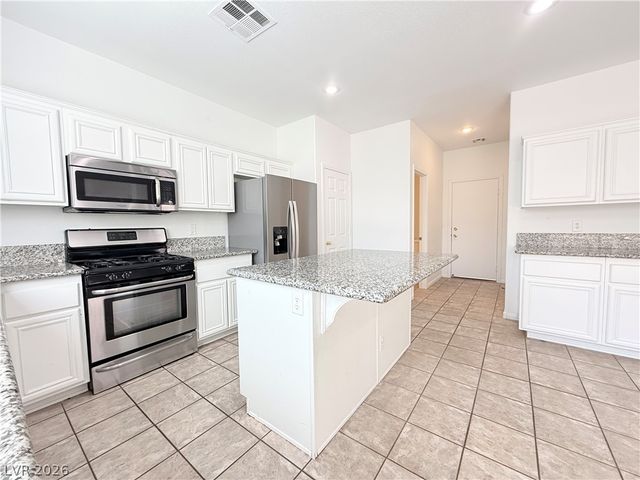 3799 Honey Ridge Court, Las Vegas, NV 89135