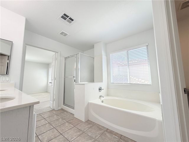 3799 Honey Ridge Court, Las Vegas, NV 89135
