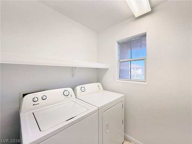 3799 Honey Ridge Court, Las Vegas, NV 89135