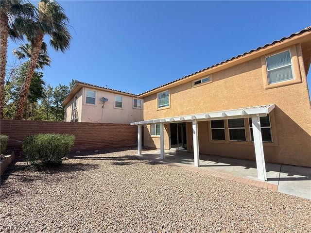 3799 Honey Ridge Court, Las Vegas, NV 89135