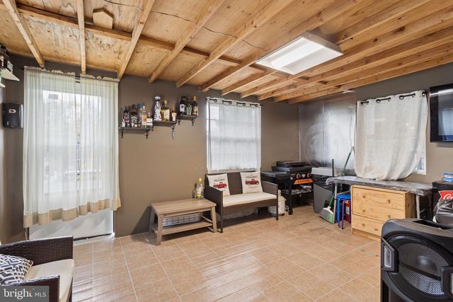 233 CHEROKEE DR, Browns Mills, NJ 08015