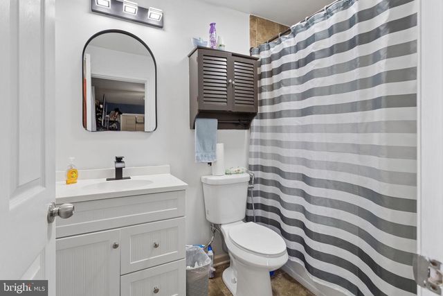 233 CHEROKEE DR, Browns Mills, NJ 08015