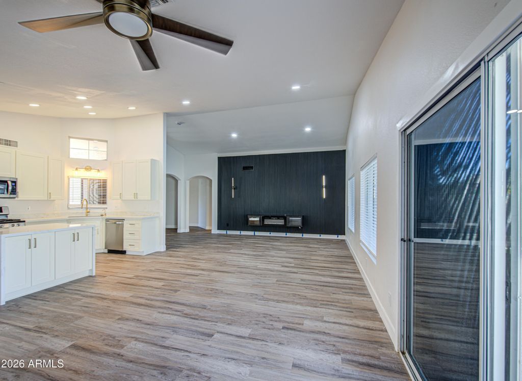 14672 W WHITTON Avenue, Goodyear, AZ 85395 — photo 4