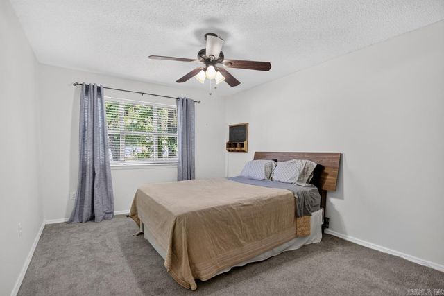 1 Page Cove, Maumelle, AR 72113