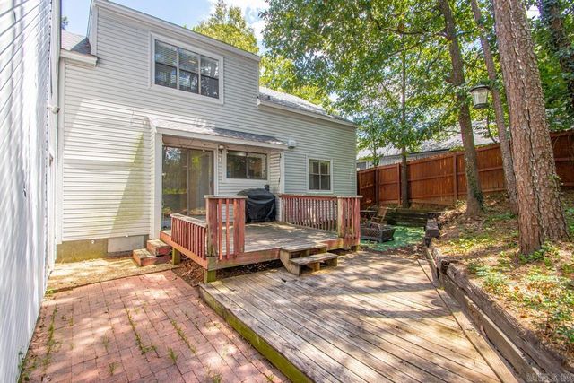 1 Page Cove, Maumelle, AR 72113
