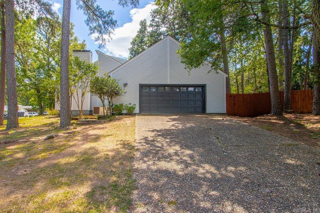 1 Page Cove, Maumelle, AR 72113