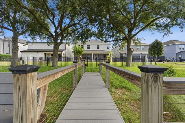 718 BAREFOOT BAY LOOP, Groveland, FL 34736