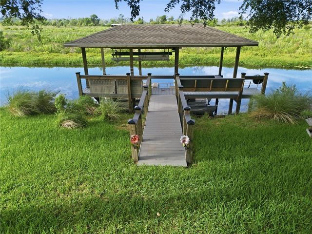 718 BAREFOOT BAY LOOP, Groveland, FL 34736