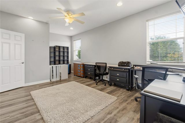 718 BAREFOOT BAY LOOP, Groveland, FL 34736