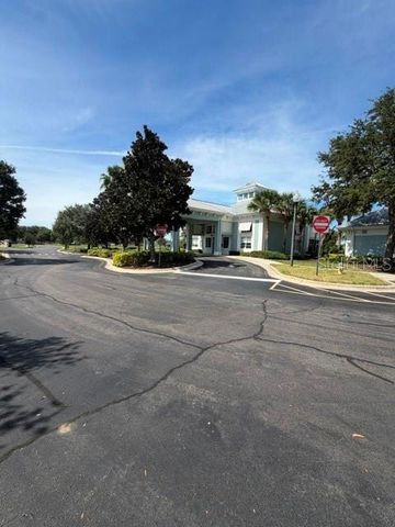 718 BAREFOOT BAY LOOP, Groveland, FL 34736