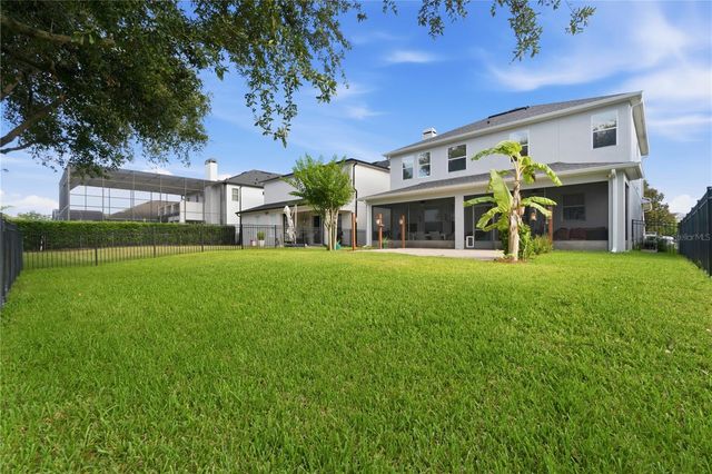 718 BAREFOOT BAY LOOP, Groveland, FL 34736