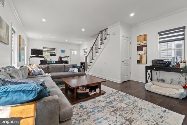 18 WILKINS AVE, Haddonfield, NJ 08033