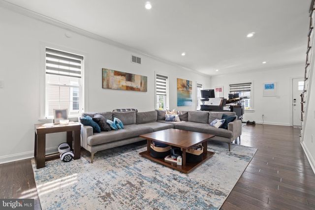 18 WILKINS AVE, Haddonfield, NJ 08033