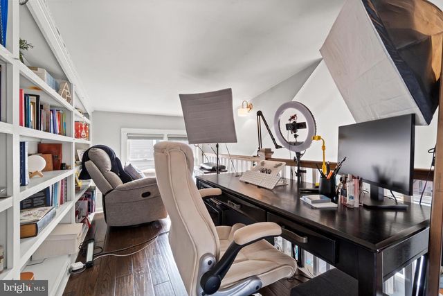 18 WILKINS AVE, Haddonfield, NJ 08033
