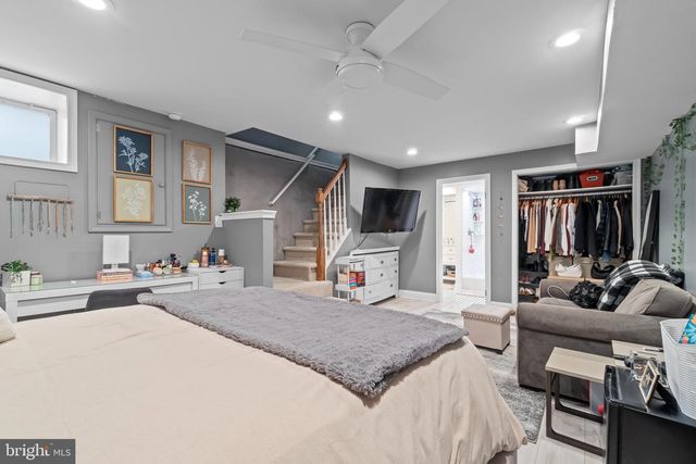 18 WILKINS AVE, Haddonfield, NJ 08033