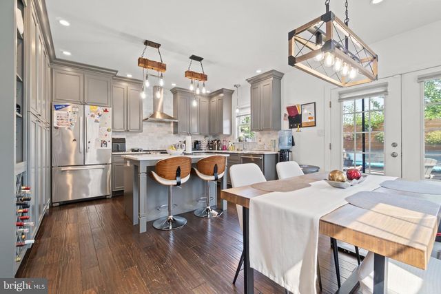 18 WILKINS AVE, Haddonfield, NJ 08033