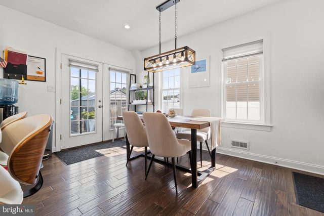 18 WILKINS AVE, Haddonfield, NJ 08033