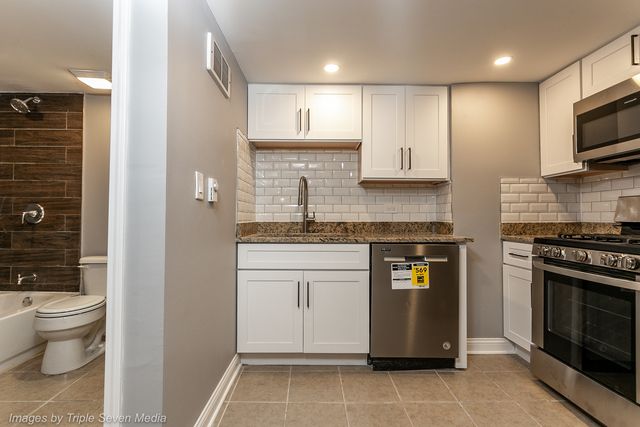 447 W 81st Street G, Chicago, IL 60620