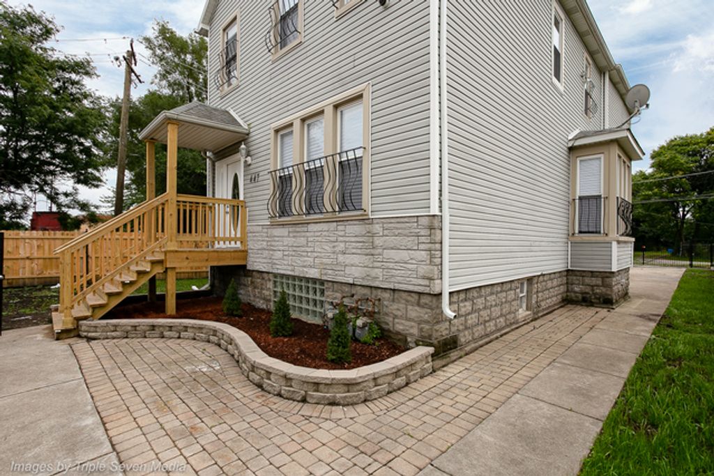 447 W 81st Street G, Chicago, IL 60620