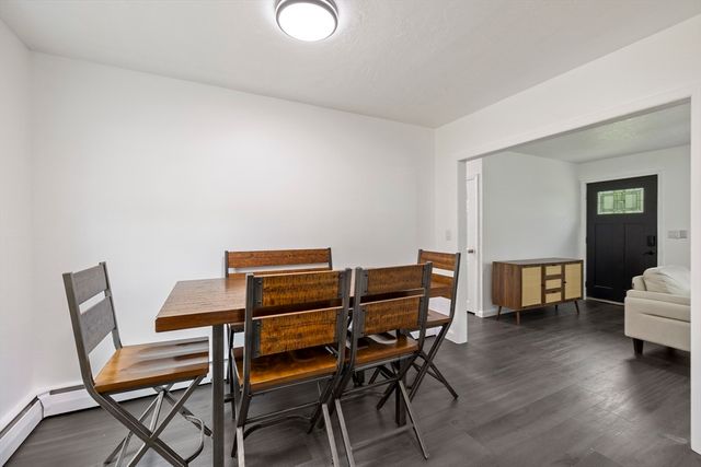 376 Hermitage Dr, Springfield, MA 01129