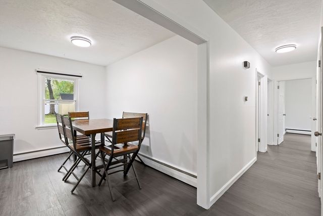 376 Hermitage Dr, Springfield, MA 01129