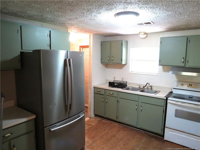 250 Holly Hills Road, Cameron, NC 28326