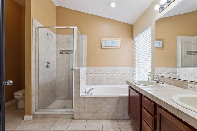 2019 GOLDEN IVY WAY, Apopka, FL 32703