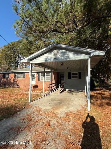 3530 S Pitt Street, Farmville, NC 27828