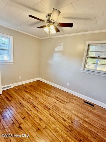 3530 S Pitt Street, Farmville, NC 27828