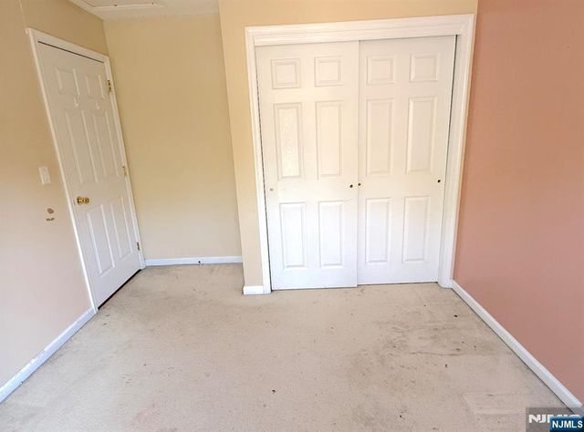5 Magnolia Lane 54, Cedar Grove, NJ 07009