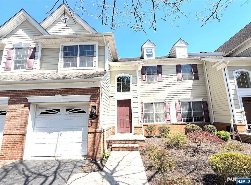5 Magnolia Lane 54, Cedar Grove, NJ 07009