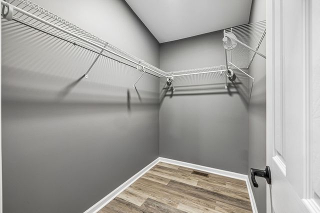 1985 Mosley Ferry Rd, Chapmansboro, TN 37035