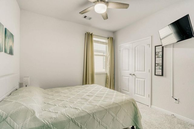 351 Town Lake BND, Kyle, TX 78640