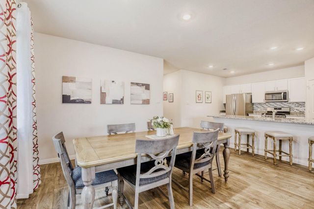 351 Town Lake BND, Kyle, TX 78640