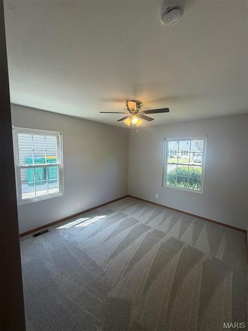 203 Dartmouth Drive, O'fallon, IL 62269
